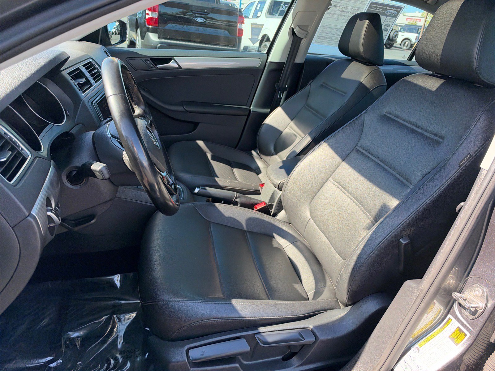 Used 2018 Volkswagen Jetta SE FWD image 8
