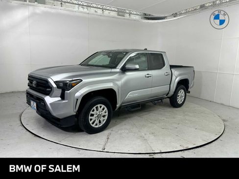 Used 2024 Toyota Tacoma SR5 image 1