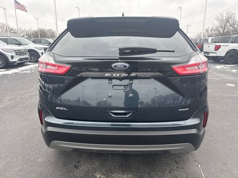 Used 2024 Ford Edge SEL w/ Convenience Package image 8