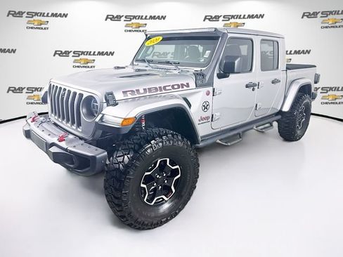 Used 2020 Jeep Gladiator Rubicon w/ Dual Top Group AWD/4WD image 3
