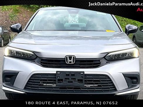 Used 2024 Honda Civic Sport image 2