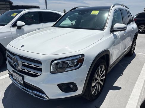 Certified 2023 Mercedes-Benz GLB 250 image 2