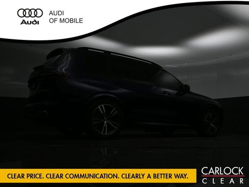 Used 2023 BMW X7 M60i image 32