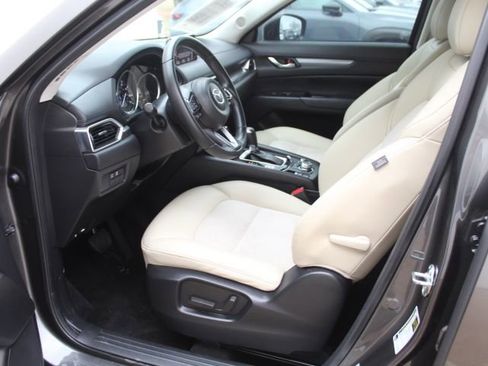 Used 2020 MAZDA CX-5 Touring image 29