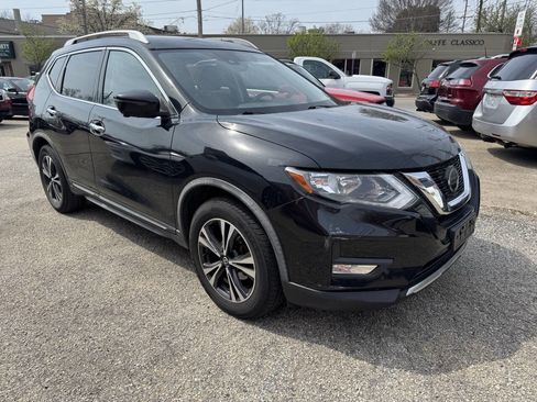Used 2018 Nissan Rogue SL image 8