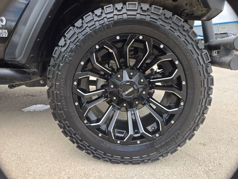 Used 2020 Jeep Wrangler Unlimited Sport S AWD/4WD image 28
