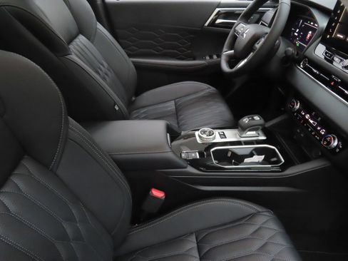 New 2026 Mitsubishi Outlander SEL AWD/4WD image 26