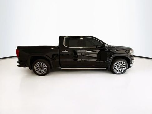 Certified 2025 GMC Sierra 1500 Denali Ultimate AWD/4WD image 8