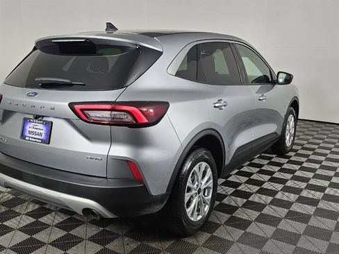 Used 2024 Ford Escape Active AWD/4WD image 4