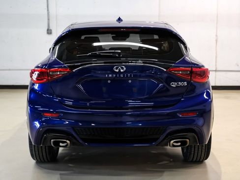 Used 2019 INFINITI QX30 Sport w/ Leather Package image 10