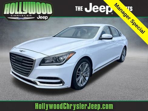 Used 2018 Genesis G80 3.8 RWD image 1