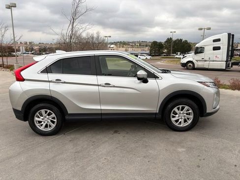 Used 2019 Mitsubishi Eclipse Cross ES AWD/4WD image 9