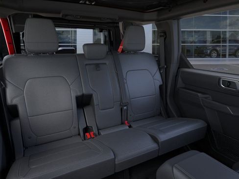 New 2026 Ford Bronco Outer Banks AWD/4WD image 12