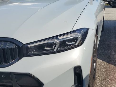 Used 2023 BMW 330i Sedan w/ M Sport Package RWD image 4