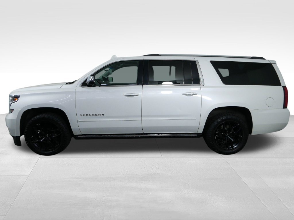 Used 2020 Chevrolet Suburban Premier w/ Premier Plus Edition AWD/4WD image 6