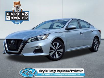 Used 2022 Nissan Altima 2.5 SV w/ SV Premium Package