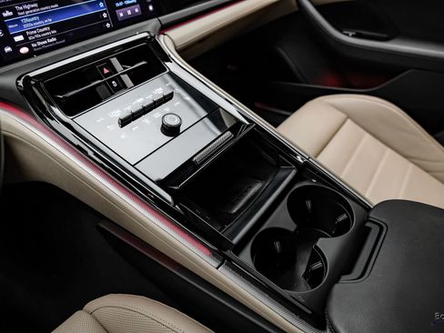 Used 2025 Porsche Panamera Premium Package 21 Sport Desi w/ Premium Package image 52