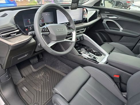 New 2026 Audi Q5 Premium Plus AWD/4WD image 10