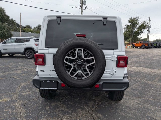 New 2027 Jeep Wrangler Unlimited Sahara AWD/4WD image 5