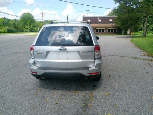 Used 2009 Subaru Forester 2.5X AWD/4WD image 8