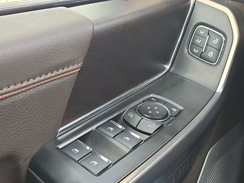 Used 2024 Ford F150 King Ranch w/ FX4 Off-Road Package image 13