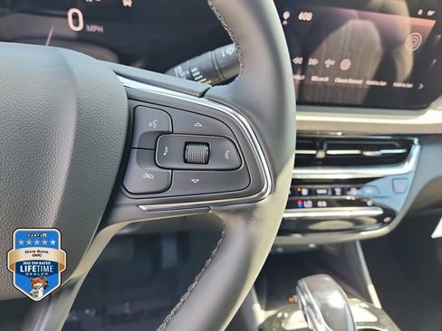 New 2026 Buick Envista Avenir FWD image 24