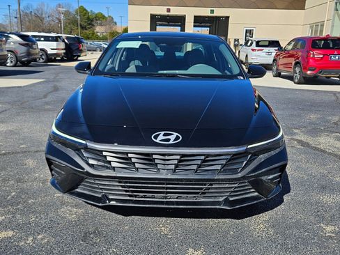 New 2026 Hyundai Elantra Sport FWD image 2