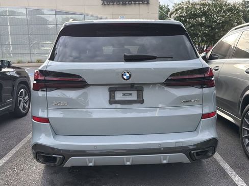 Used 2024 BMW X5 xDrive40i w/ M Sport Package AWD/4WD image 5