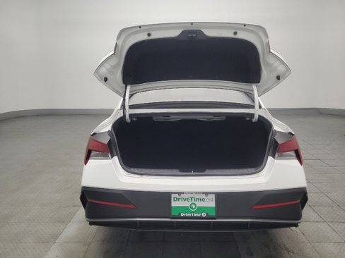 Used 2025 Hyundai Elantra Sport image 29