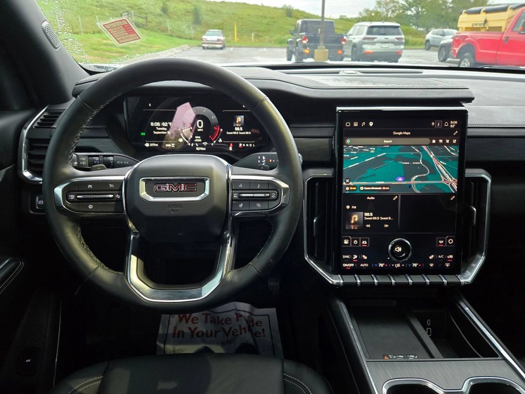 Used 2025 GMC Acadia Elevation w/ Elevation Premium Package AWD/4WD image 19