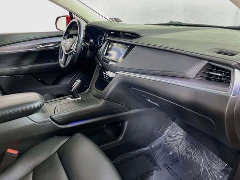 Used 2019 Cadillac XT5 Luxury image 30