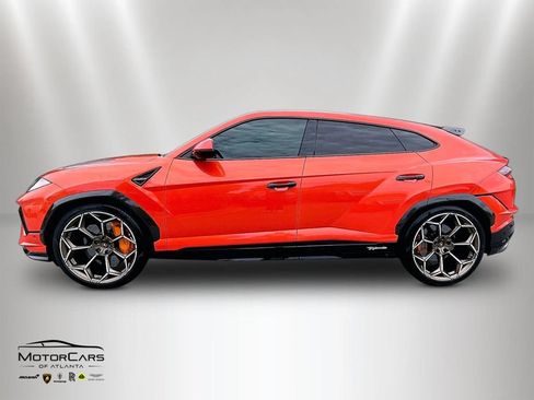 Used 2023 Lamborghini Urus Performante AWD/4WD image 5