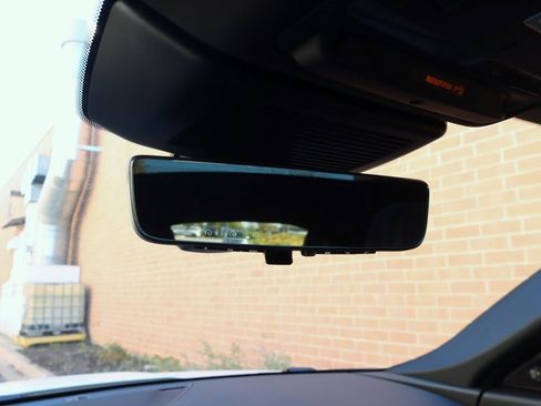 Certified 2024 Jaguar E-PACE R-Dynamic SE image 20