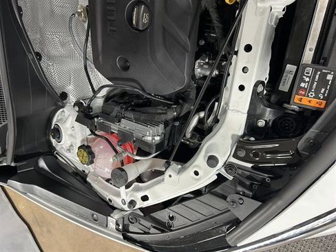 New 2026 Buick Encore GX Sport Touring image 12