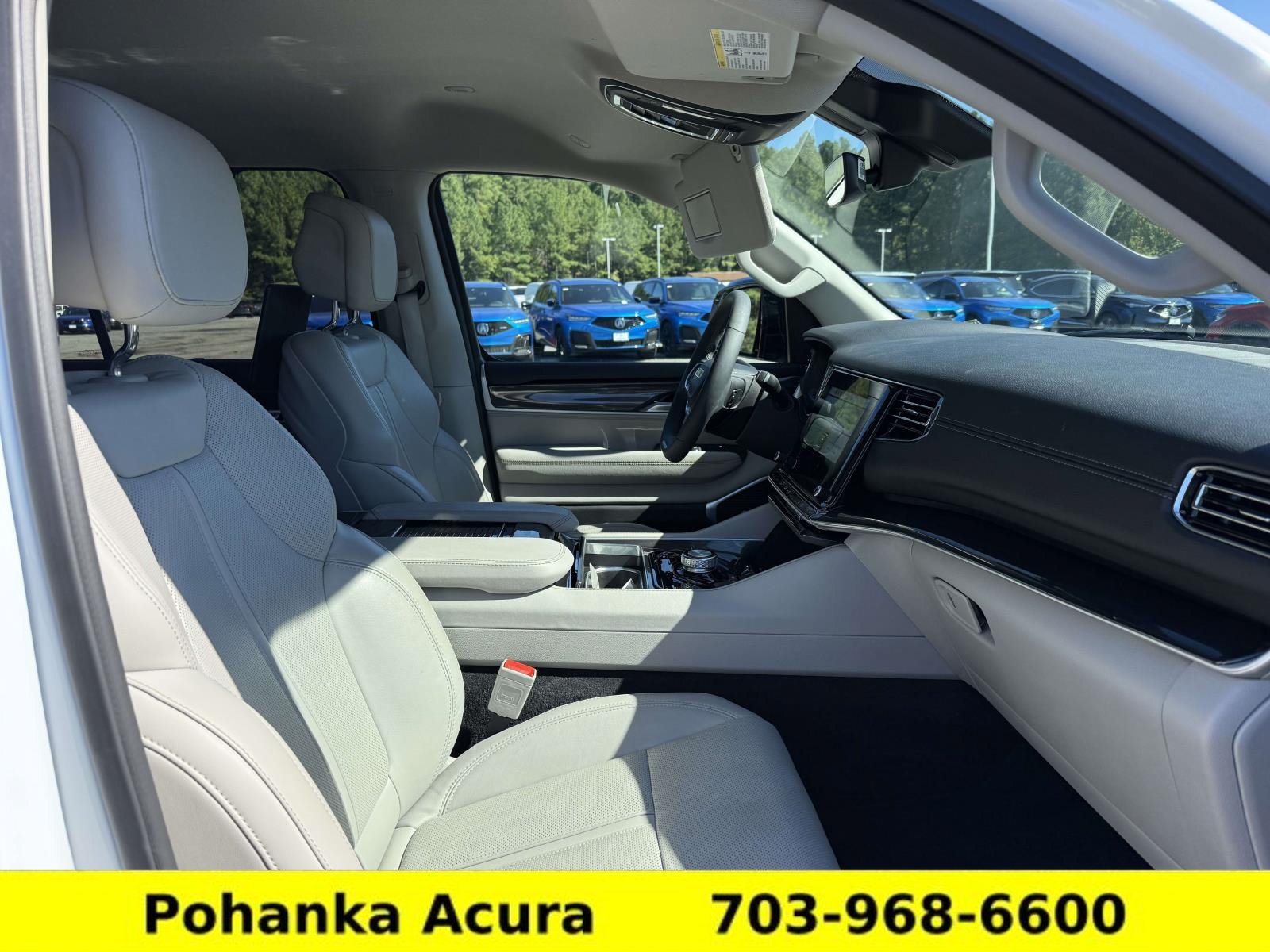 Used 2024 Jeep Wagoneer 4WD w/ Convenience Group I image 14
