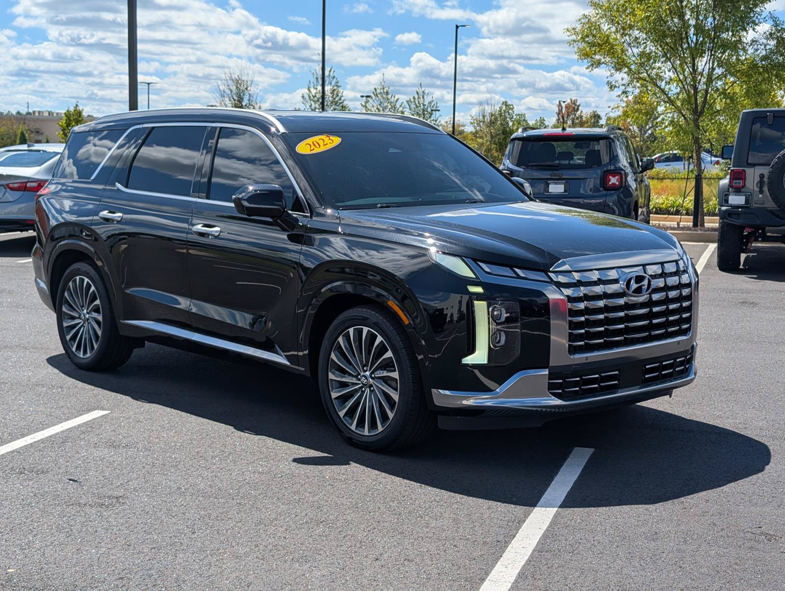 Used 2023 Hyundai Palisade Calligraphy w/ Cargo Package AWD/4WD image 4