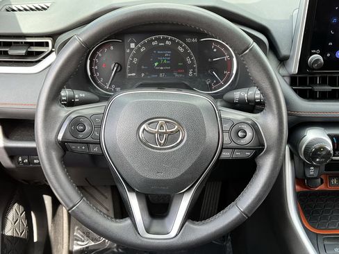 Used 2024 Toyota RAV4 Adventure AWD/4WD image 11