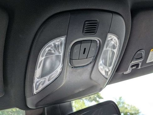 Used 2024 Jeep Compass Latitude AWD/4WD image 22
