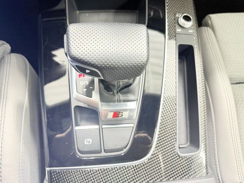 Used 2022 Audi SQ5 Premium Plus w/ Premium Plus Package image 17