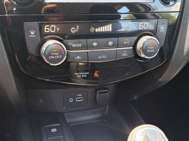 Used 2022 Nissan Rogue Sport SV w/ Technology Package AWD/4WD image 23