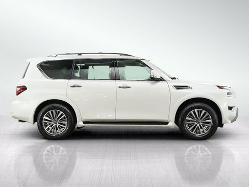 Used 2023 Nissan Armada SL w/ Captain's Chairs Package AWD/4WD image 7
