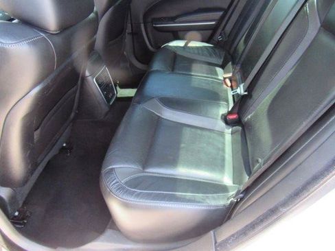 Used 2022 Dodge Charger SXT w/ Leather Interior Group RWD image 16