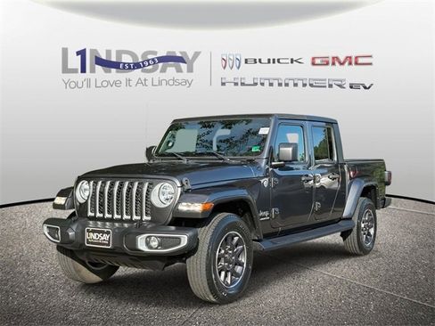 Used 2022 Jeep Gladiator Overland w/ Popular Equipment Package image 5