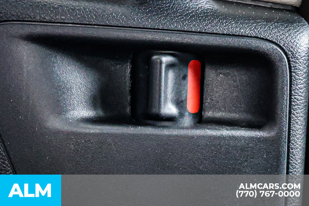 Used 2023 Chrysler Pacifica Touring-L FWD image 56