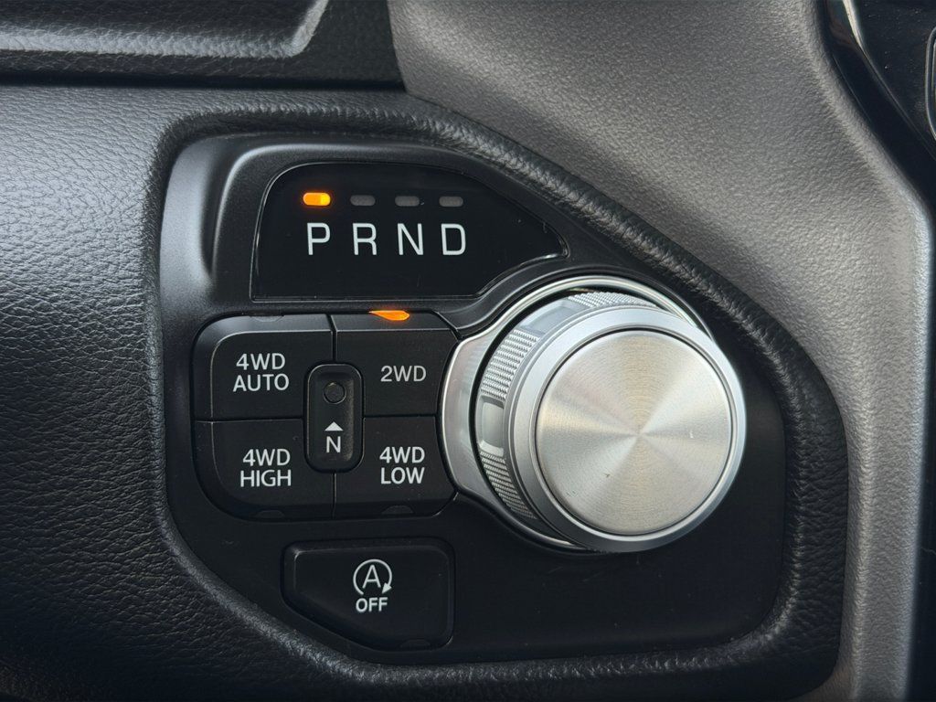 Used 2024 RAM 1500 Laramie AWD/4WD image 16