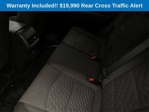 Used 2021 Chevrolet Equinox LT FWD image 11