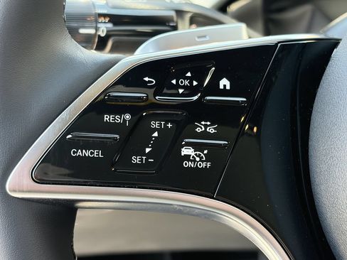 Used 2026 Mercedes-Benz E 350 4MATIC Sedan image 21