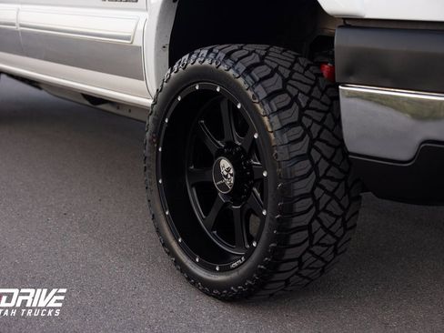 Used 2003 Chevrolet Silverado 2500 LT image 8