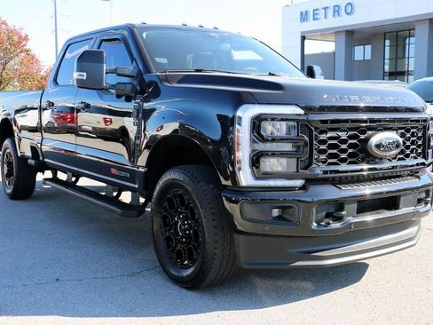 Certified 2025 Ford F350 Lariat w/ Lariat Ultimate Package image 4