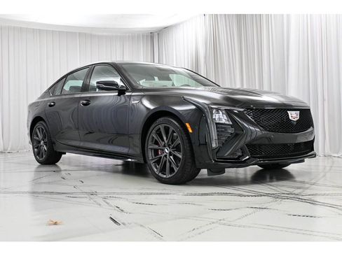 New 2026 Cadillac CT5 V w/ Technology Package image 2